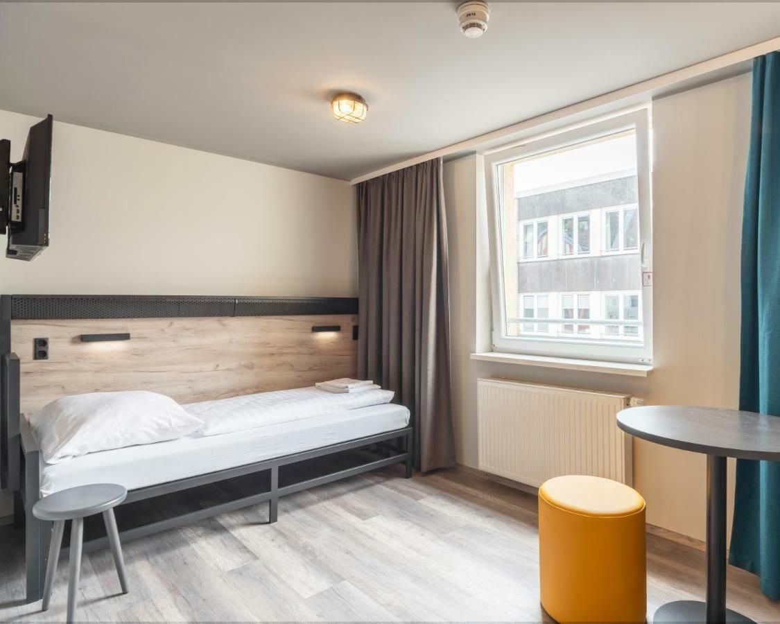 A&O Frankfurt Galluswarte Frankfurt am Main Bagian luar foto